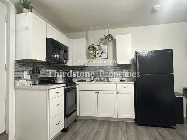 Foto del edificio - 908 Barrs St