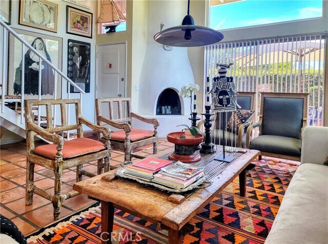 Building Photo - 403 Avenida Castilla