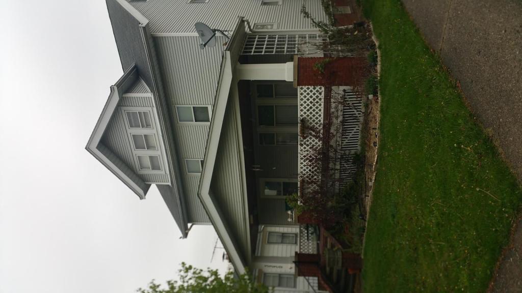 Foto principal - 3330 Fortune Ave