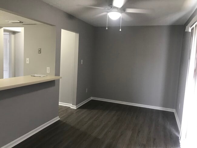 Building Photo - 169 Kitty Hawk Sq