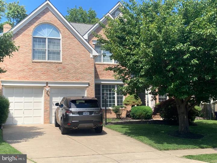 Foto principal - 8186 Madrillon Oaks Ct