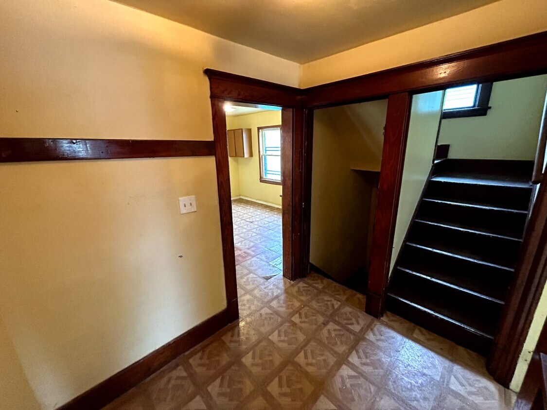 565 E Amherst St, Buffalo, NY 14215 House Rental in Buffalo, NY