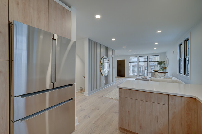 1st Floor - 69 Mission St