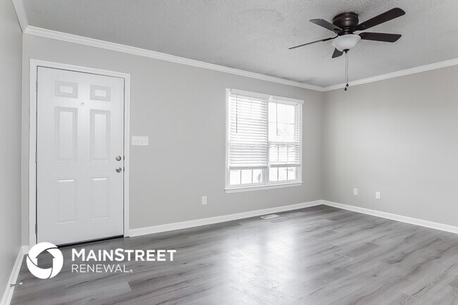 Building Photo - 169 Kent St