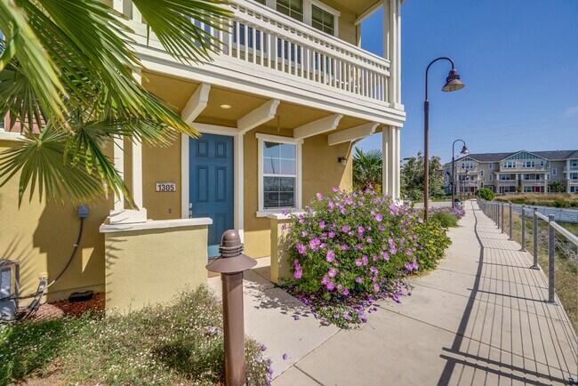 Foto del edificio - 650 Bair Island Rd