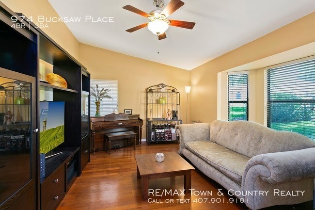 Foto del edificio - Longwood Lakefront Rental Home