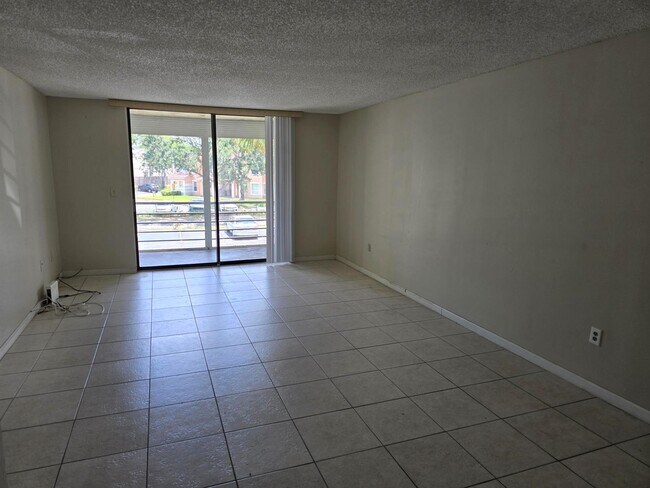 Foto del edificio - 1800 N Lauderdale Ave