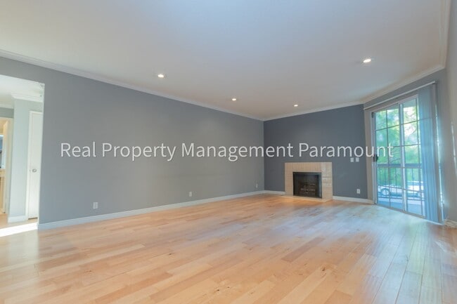 Foto del edificio - Don't miss out! 2 Bed 2 bath ready to go!