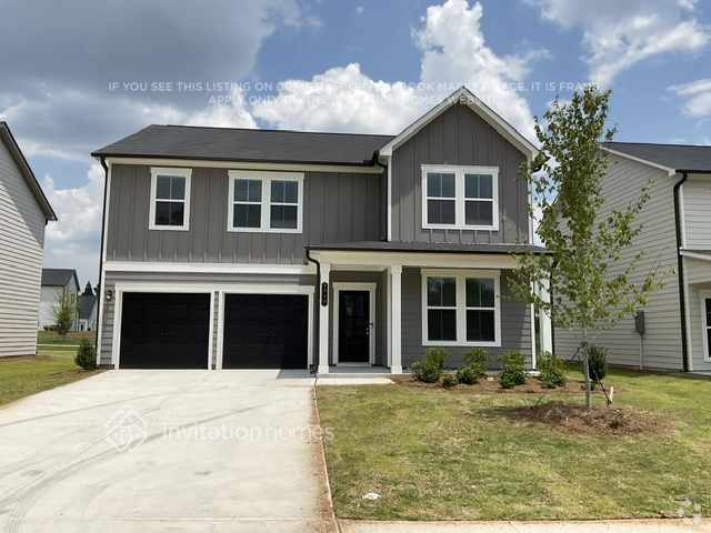 Building Photo - 2097 Boxwood Cir