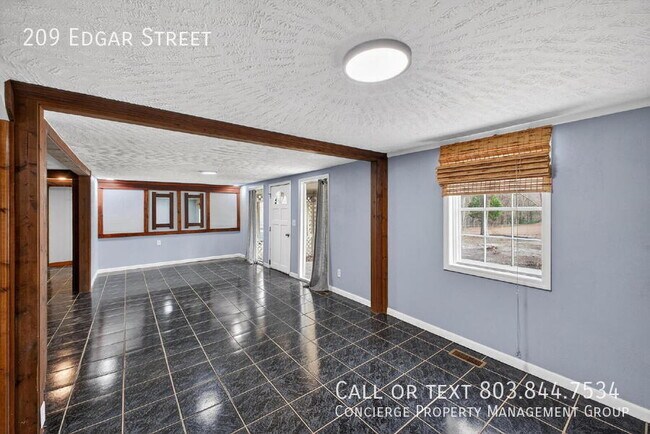 Foto del edificio - 209 Edgar St