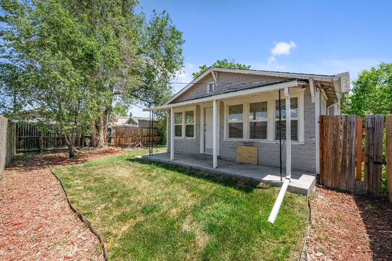 Foto principal - 363 S Meade St