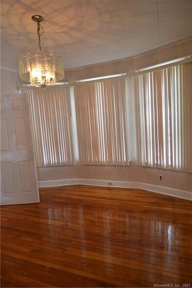 Foto del edificio - 166 Dewey St