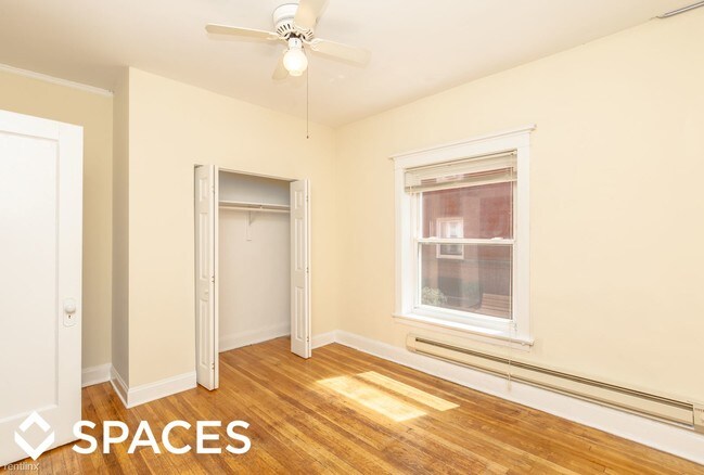 Foto del edificio - 4421 N Wolcott Ave