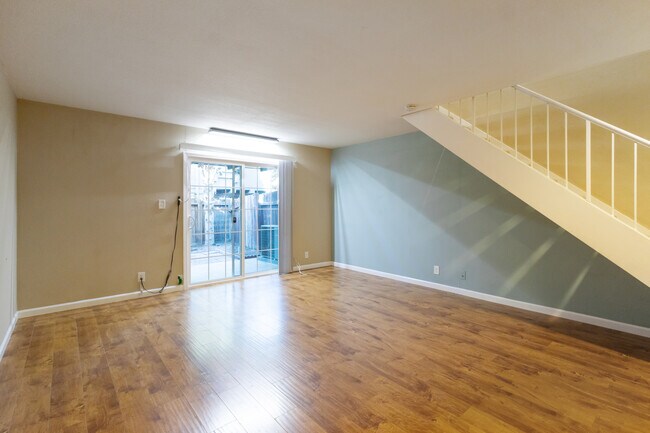 Living room - 3344 Landess Ave