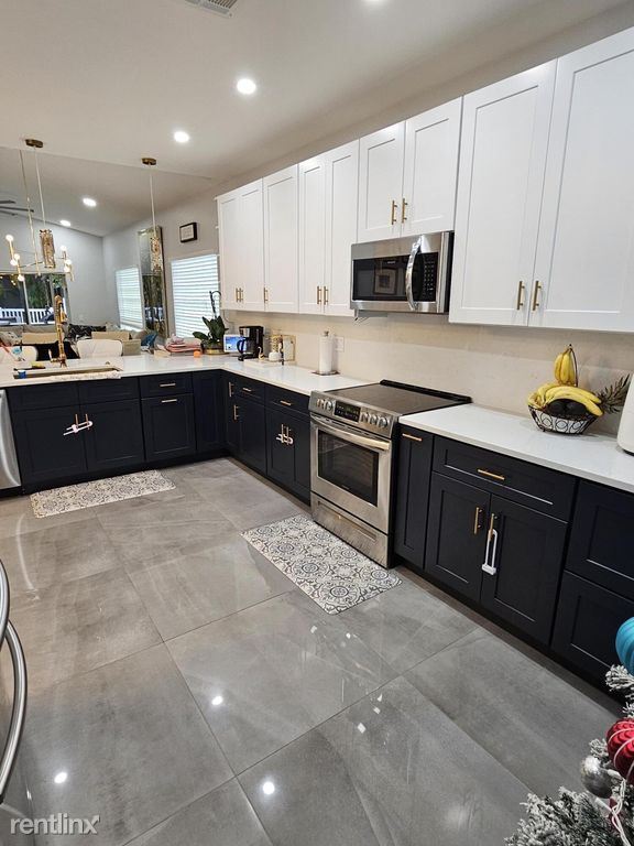 Building Photo - 4 br, 2 bath House - 6359 Harbour Club Dr