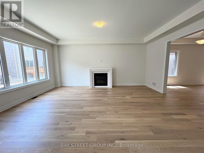 Building Photo - 2940 Grindstone Cres