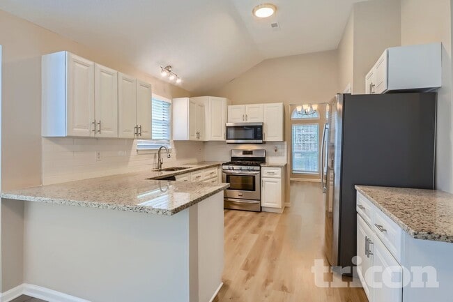 Foto del edificio - 56 Park Timbers Dr