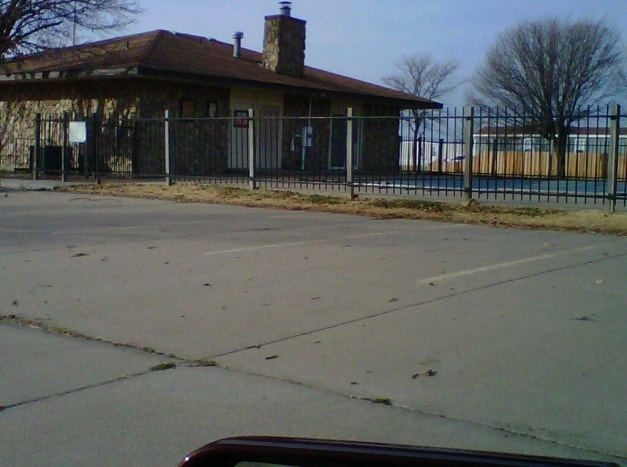 Building Photo - Cottonwood Grove Mobile Home Community