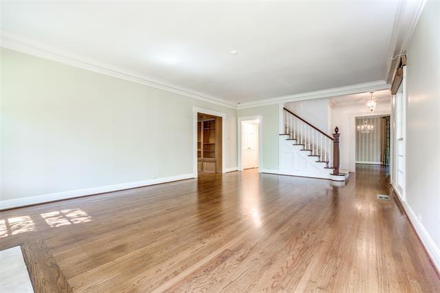 Foto del edificio - 5902 Averill Way