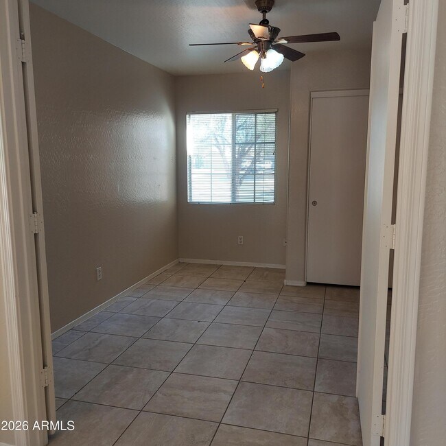 Foto del edificio - 11922 N Olive St