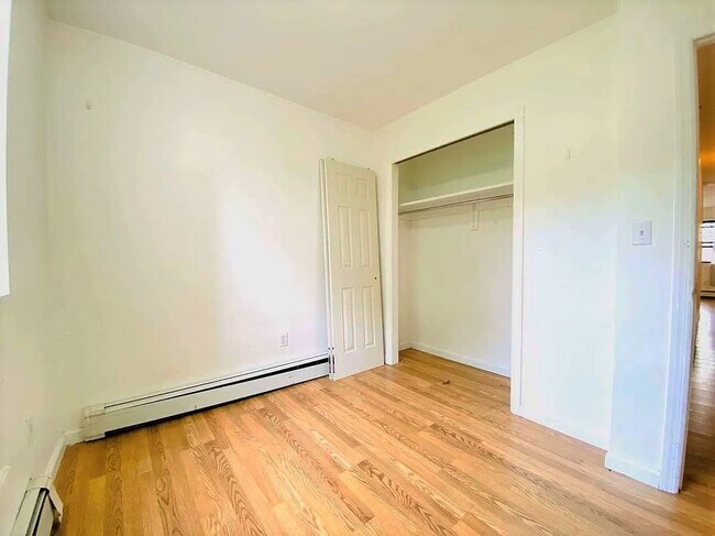 Foto del edificio - 653 Marcy Ave