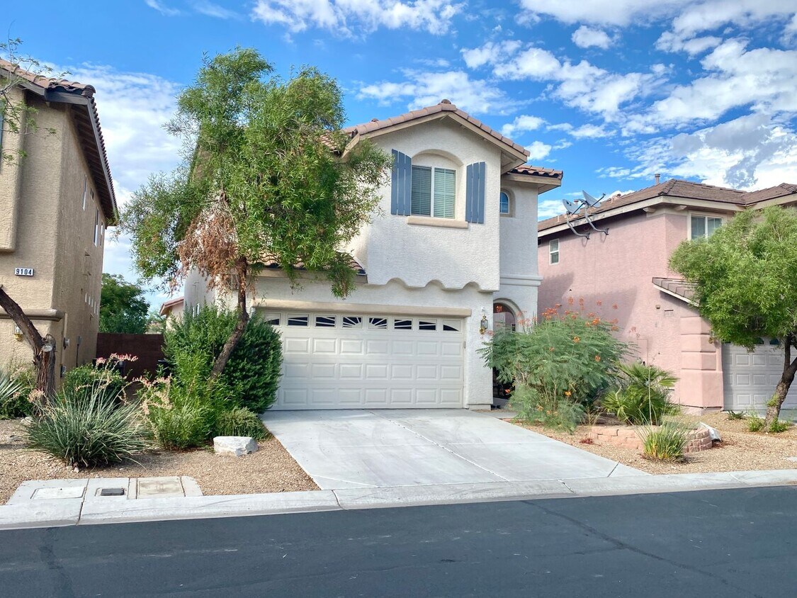 Primary Photo - BEAUTIFUL 2 STORY HOME