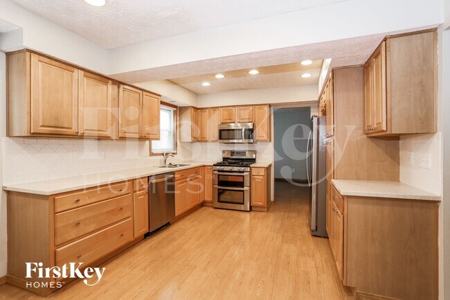 Foto del edificio - 2049 Stowbridge Rd