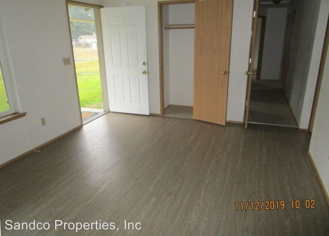 Building Photo - 3 br, 2 bath Apartment - 3607 217th Str E