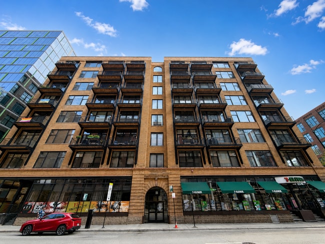 Building Photo - 625 W Jackson Blvd