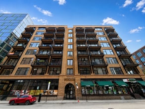 Building Photo - 625 W Jackson Blvd