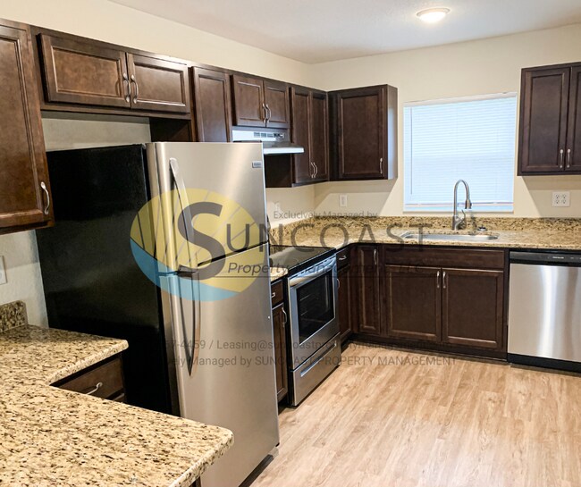 Building Photo - Gorgeous 2Bd/2Ba Unit