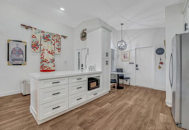 Foto del edificio - 9725 Cherry Blossom Ct