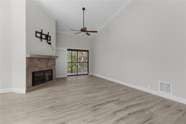 Foto del edificio - Rolland Court