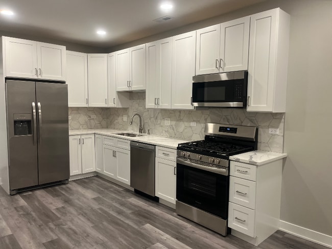 Photo - 8106 S Langley Ave Apartment