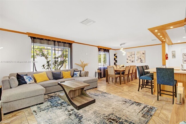 Foto del edificio - 3 br, 3 bath House - 1407 Coolidge St