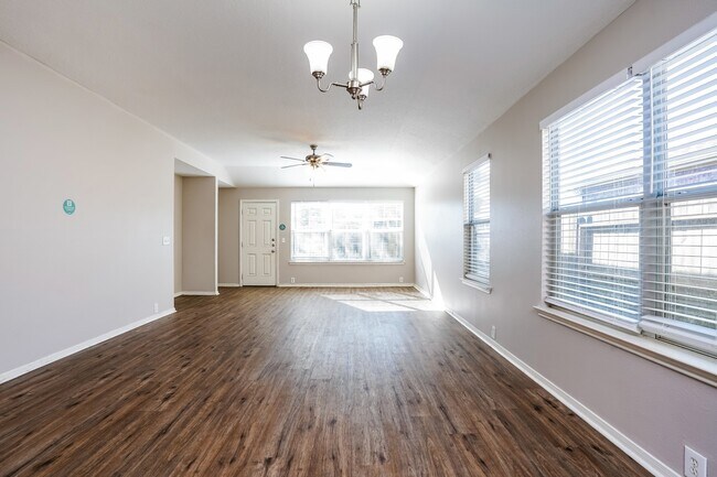 Building Photo - 18331 Atasca Wds Trce