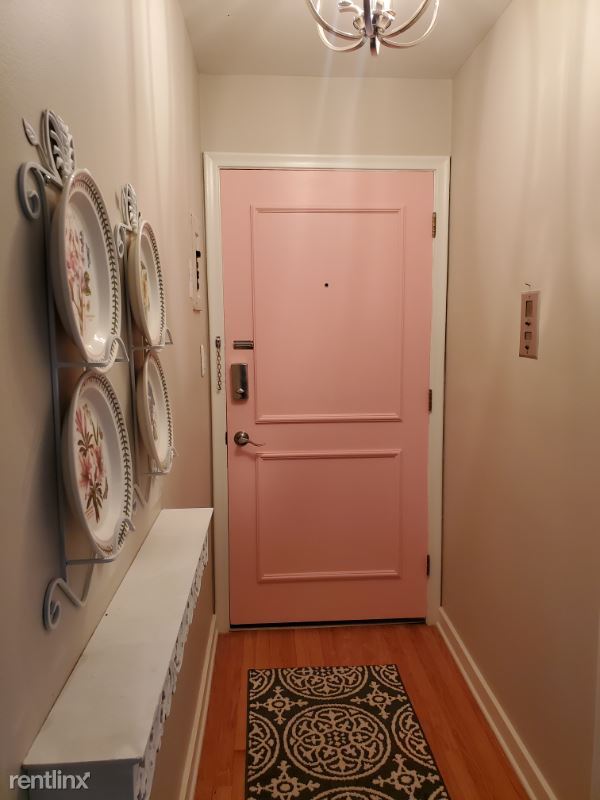 Building Photo - 1 br, 1 bath Condo - 17560 Mack Ave 18 Uni...