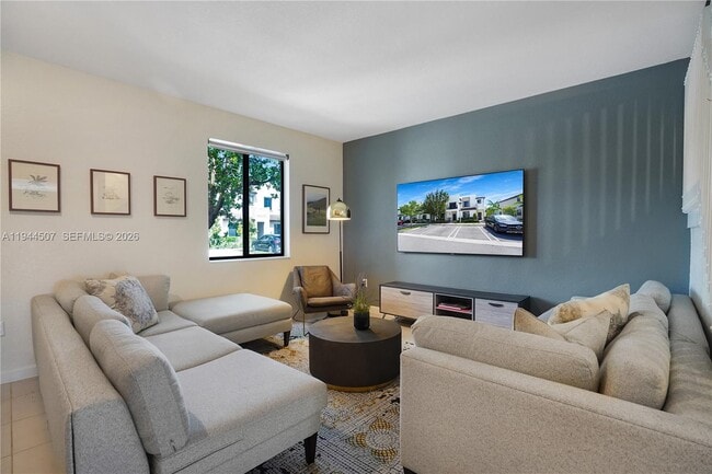 Foto del edificio - 20648 NE 7th Pl