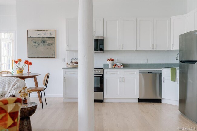 Foto del edificio - 155 River St