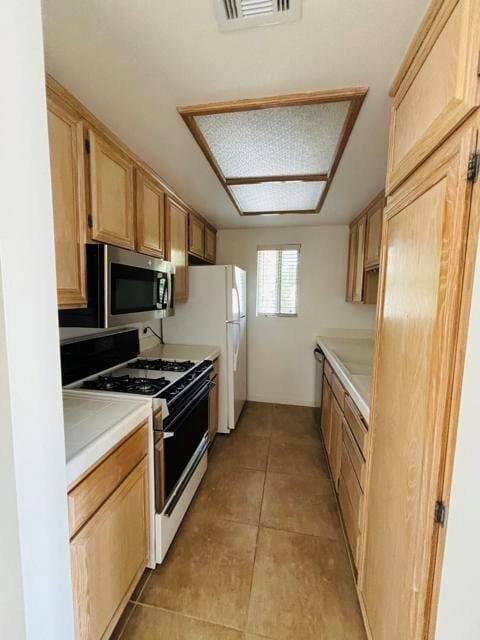Building Photo - 74800 Sheryl Avenue, Palm Desert, CA 92260...