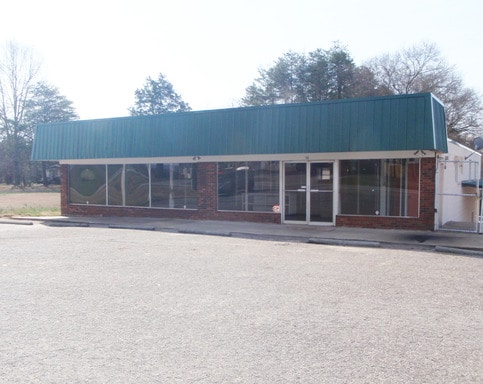 Primary Photo - 56 Rink Dam Rd