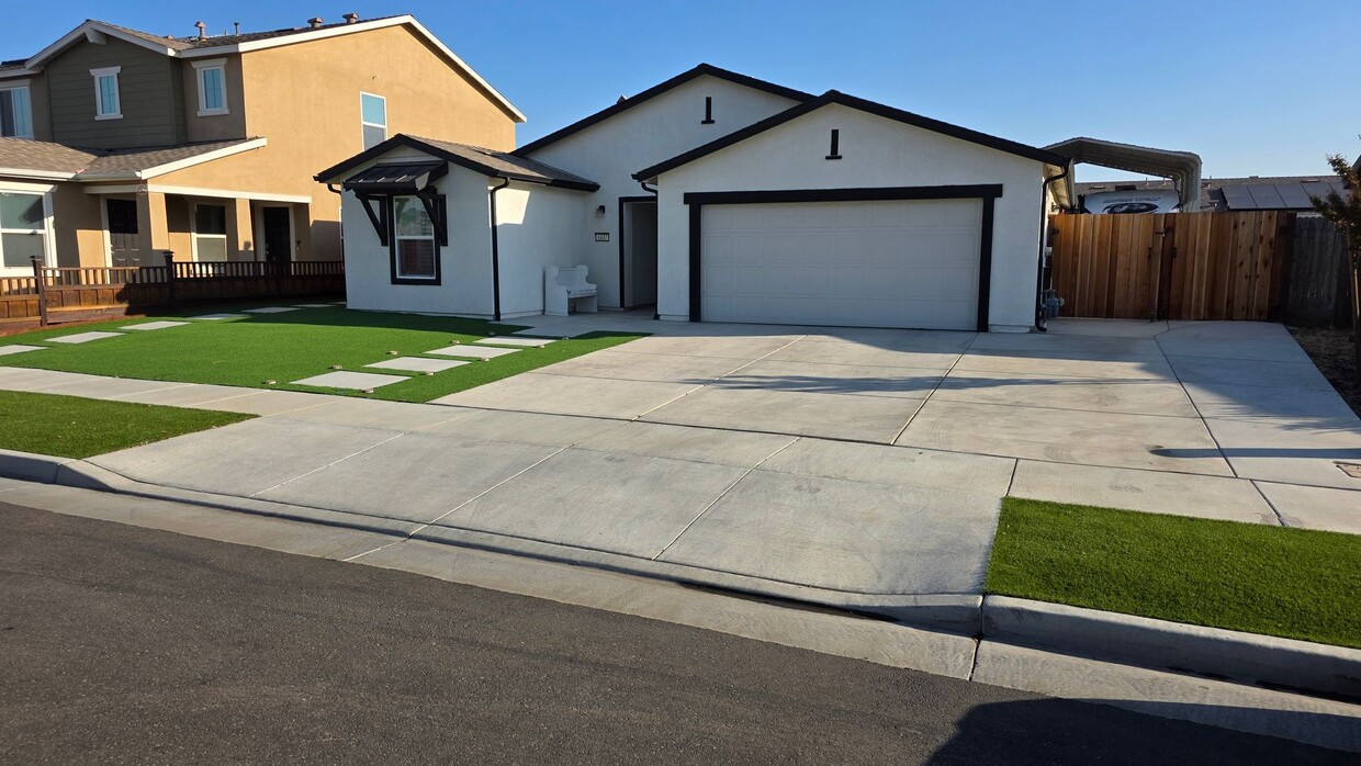 Building Photo - 1437 San Felipe Ct