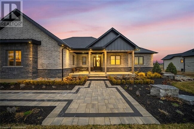 Building Photo - 3 Clover Ln