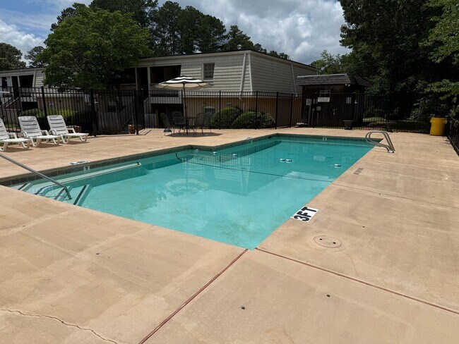 Foto del edificio - Georgetown Village Apartments