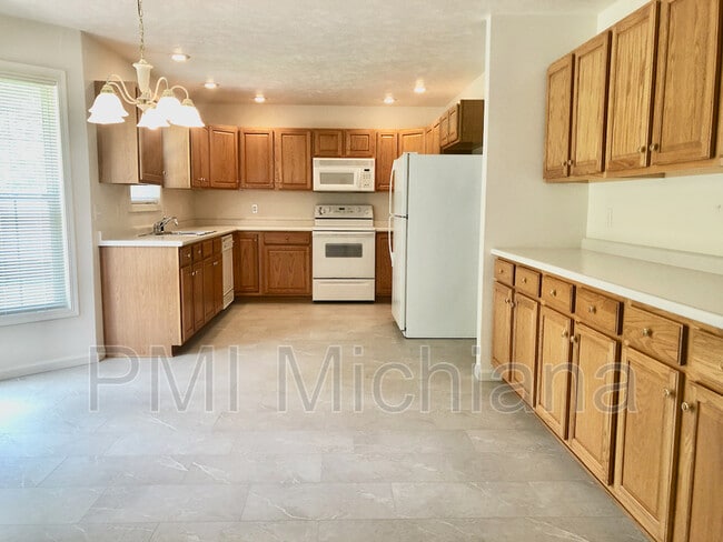 Foto del edificio - 51880 Courtland Dr