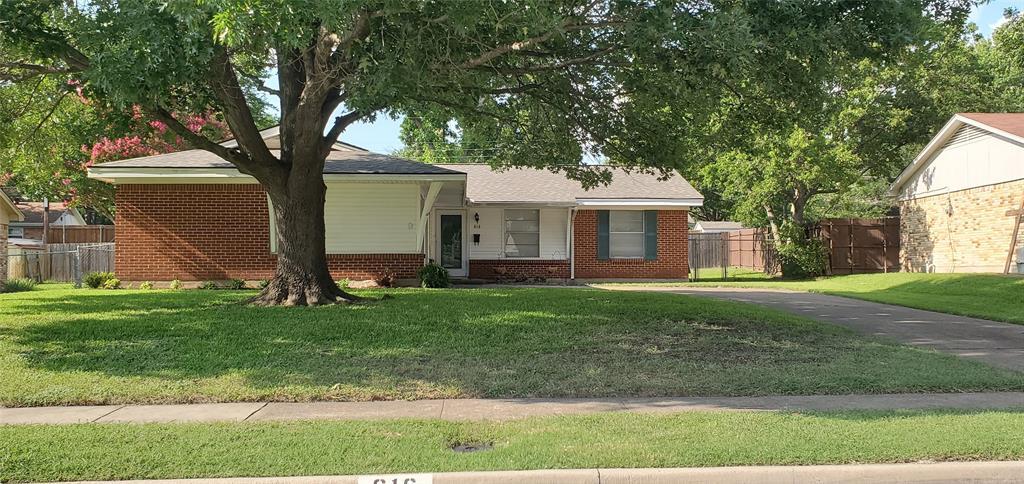 Foto principal - 616 Cambridge Dr