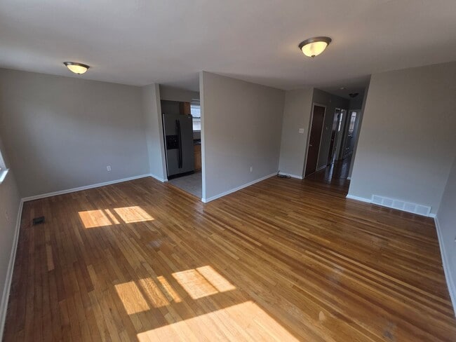 Photo - 214 Robina St Apartment