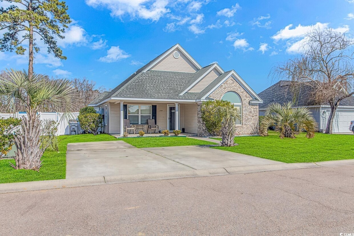 Primary Photo - 204 Atoll Dr