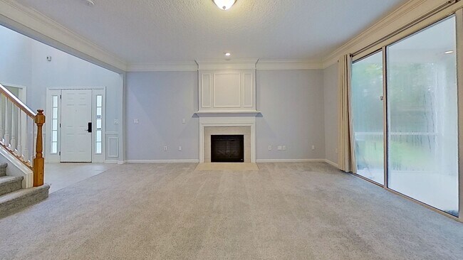 Building Photo - BEAUTIFUL TOWN HOME IN IRONWOOD