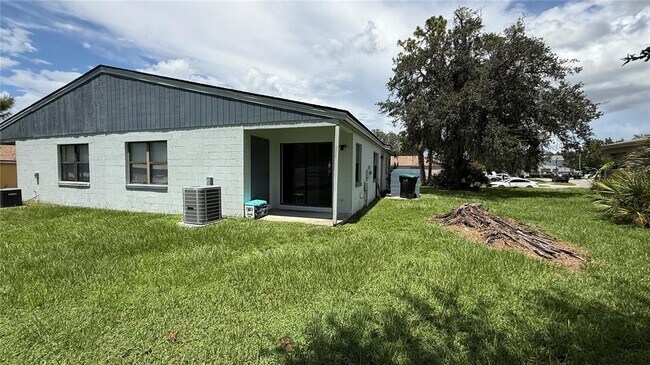 Building Photo - 3237 Vishaal Dr